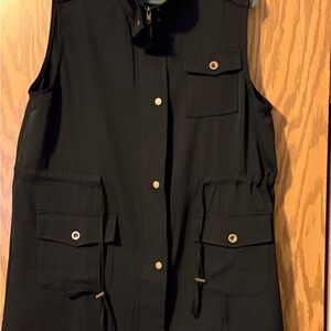 white birch Black Sleeveless Utility Vest with Flap Pockets